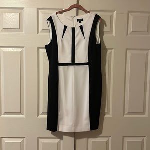 Tahari black and white dress color block size 16